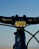 Knog Scheinwerfer Blinder X 1800 mit externem Akku 10'000 mAh